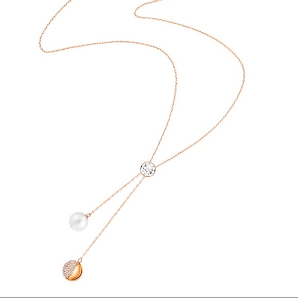 Rose Gold Swarovski crystal necklace - Picture 2 of 6
